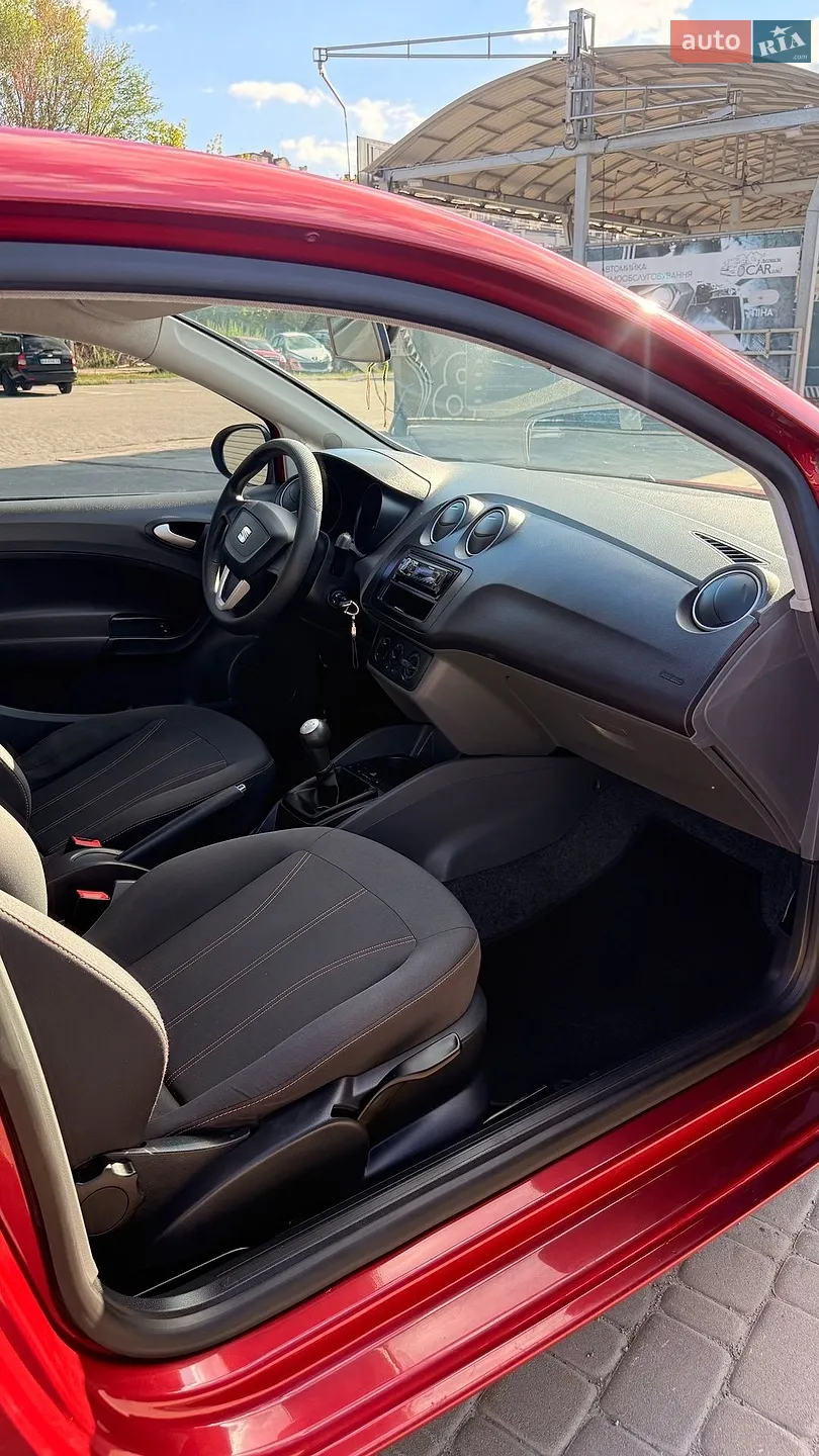 2011 SEAT Ibiza - мініатюра 10