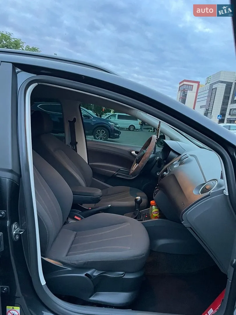 2010 SEAT Ibiza - мініатюра 5