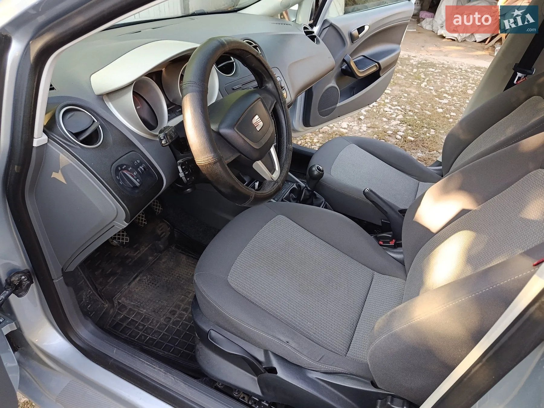 2011 SEAT Ibiza - мініатюра 5