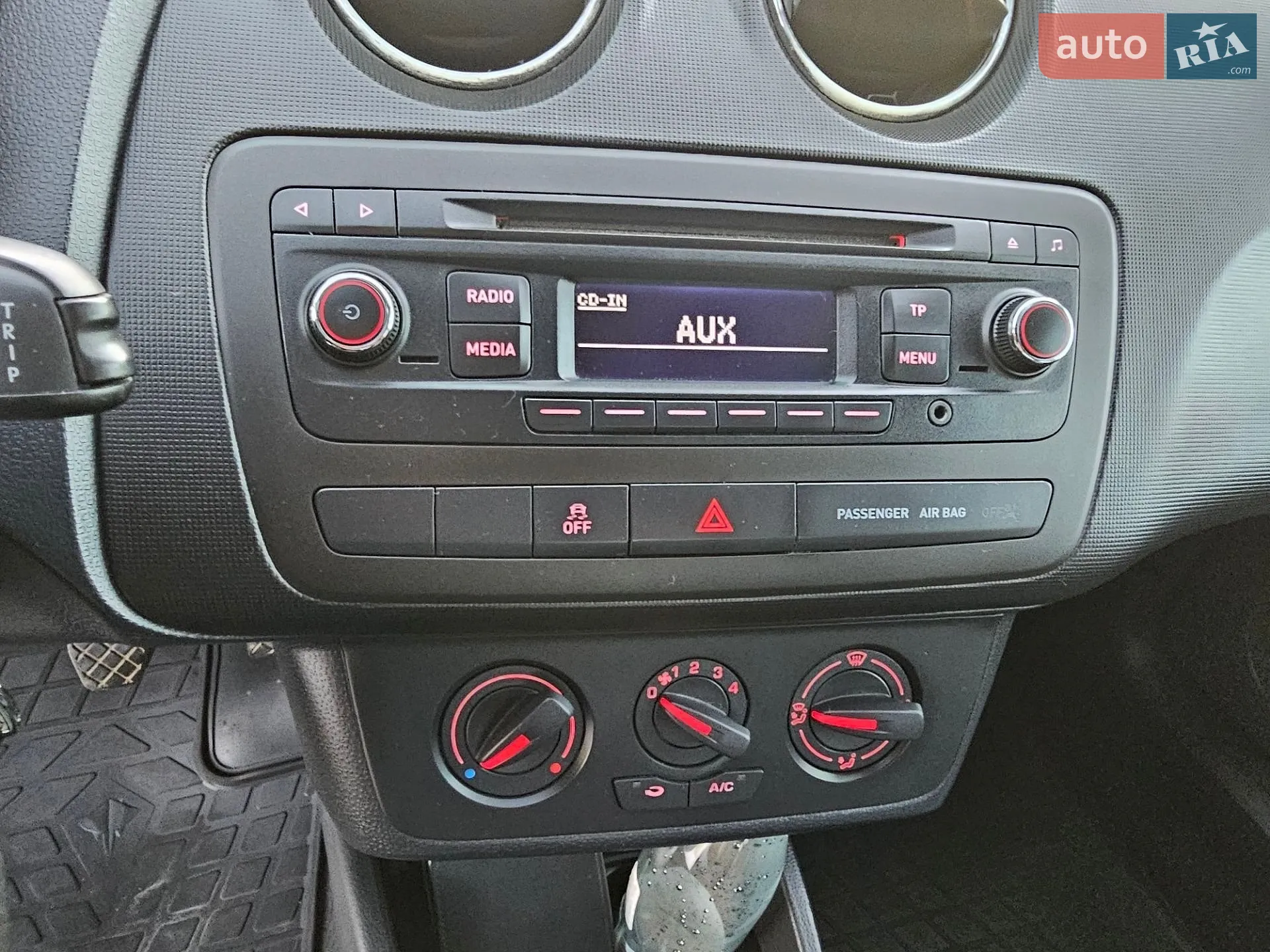 2015 SEAT Ibiza - мініатюра 40