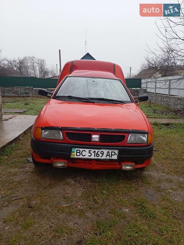 Грузовой фургон SEAT Inca 1999 в Коростышеве