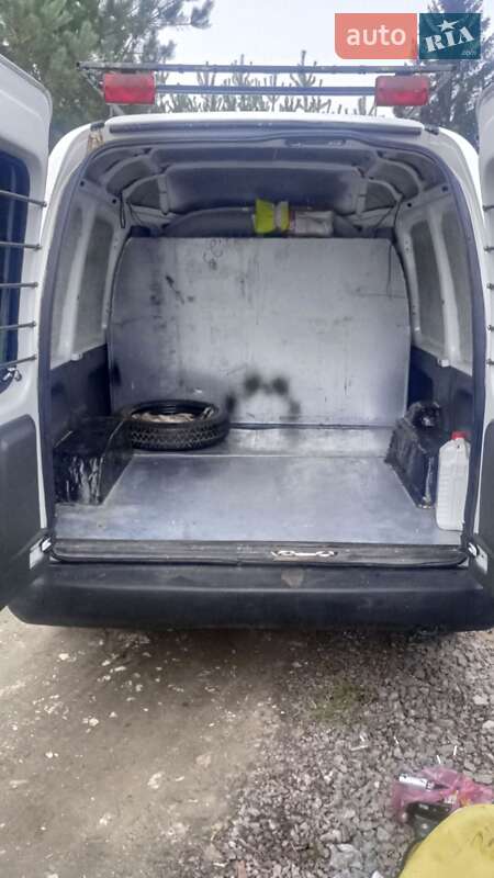 Грузовой фургон SEAT Inca 2000 в Львове