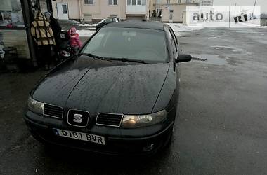 Хэтчбек SEAT Leon 2002 в Киеве