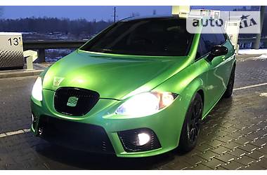 Хэтчбек SEAT Leon 2007 в Киеве