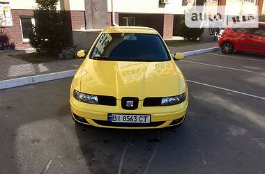 Хэтчбек SEAT Leon 2005 в Киеве