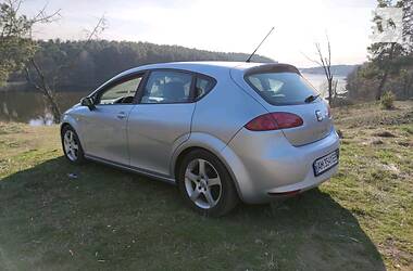 Хетчбек SEAT Leon 2006 в 
