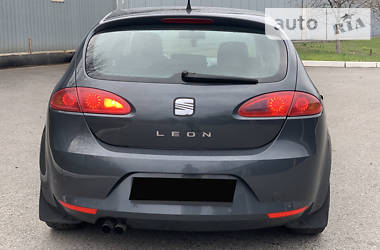 Хетчбек SEAT Leon 2006 в 