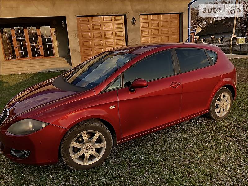 Хетчбек SEAT Leon 2006 в 