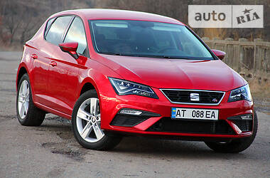 Хетчбек SEAT Leon 2018 в 