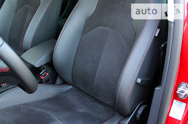 Хетчбек SEAT Leon 2018 в 