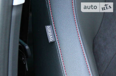Хетчбек SEAT Leon 2018 в 