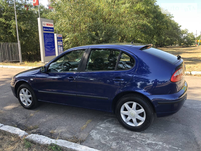 Хетчбек SEAT Leon 2003 в Кропивницькому