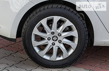 Хэтчбек SEAT Leon 2015 в 