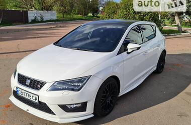 Хетчбек SEAT Leon 2016 в Чернігові