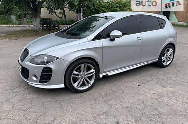 Хэтчбек SEAT Leon 2011 в Виннице