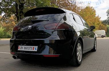 Хэтчбек SEAT Leon 2010 в Луцке