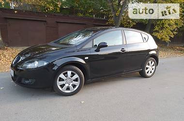 Хэтчбек SEAT Leon 2008 в Чернигове