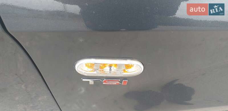 Хэтчбек SEAT Leon 2007 в Дубно