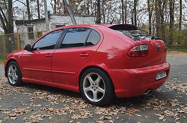 Хетчбек SEAT Leon 2005 в 