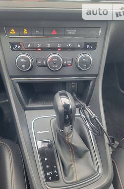Универсал SEAT Leon 2016 в Киеве