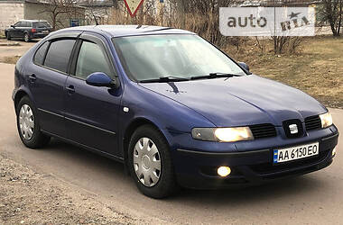 Хэтчбек SEAT Leon 2004 в Житомире