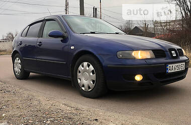 Хэтчбек SEAT Leon 2004 в Житомире