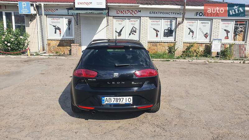 Хэтчбек SEAT Leon 2012 в Могилев-Подольске фото 23 Хэтчбек SEAT Leon 2012 в Могилев-Подольске