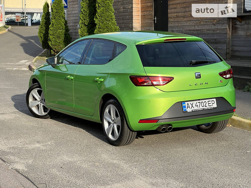 Хэтчбек SEAT Leon 2016 в Киеве