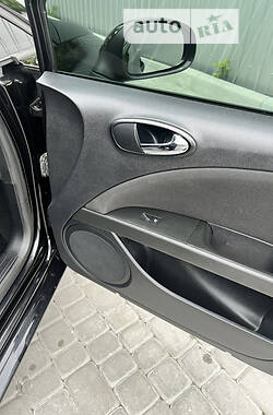 Хэтчбек SEAT Leon 2008 в 