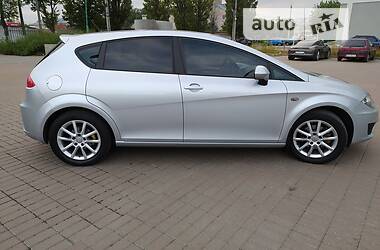 Седан SEAT Leon 2011 в Вінниці