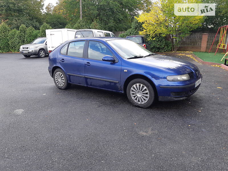 Хэтчбек SEAT Leon 2004 в Виннице