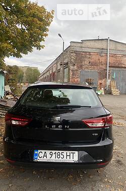 Универсал SEAT Leon 2014 в Киеве