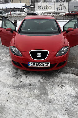 Хетчбек SEAT Leon 2006 в Чернігові