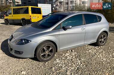 Хэтчбек SEAT Leon 2006 в Львове