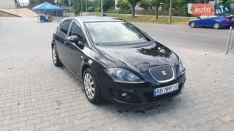 Хэтчбек SEAT Leon 2012 в Могилев-Подольске фото 12 Хэтчбек SEAT Leon 2012 в Могилев-Подольске