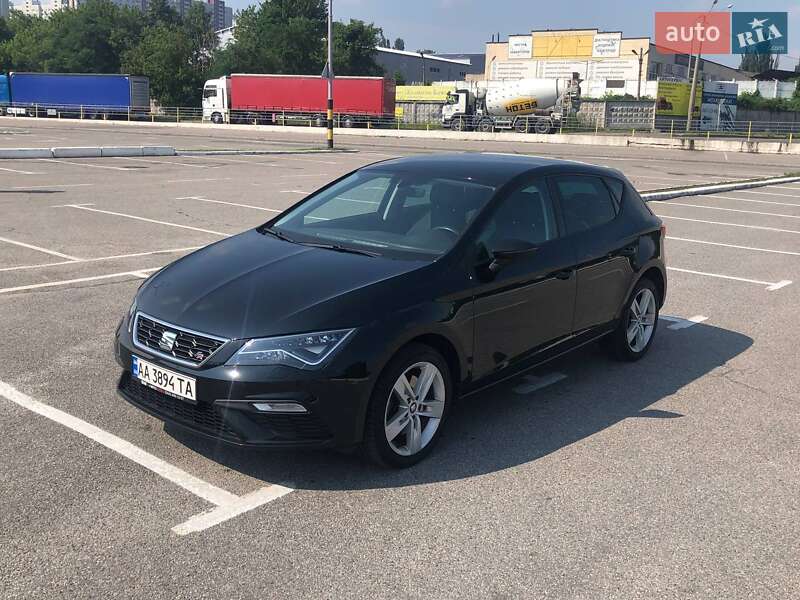 Хетчбек SEAT Leon 2017 в Києві