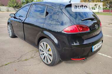 Хэтчбек SEAT Leon 2006 в Житомире