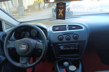 Хэтчбек SEAT Leon 2007 в Николаеве