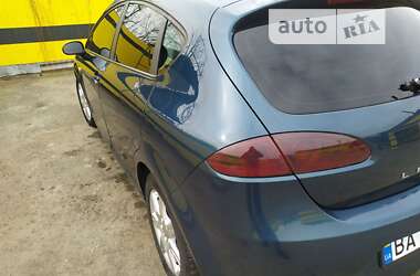 Хэтчбек SEAT Leon 2006 в Гайвороне