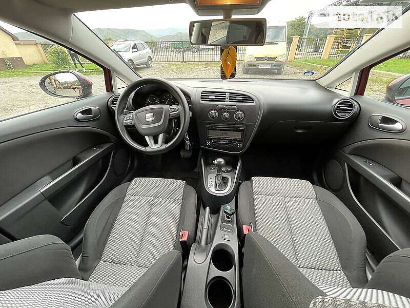 Хетчбек SEAT Leon 2010 в Житомирі фото 12 Хетчбек SEAT Leon 2010 в Житомирі