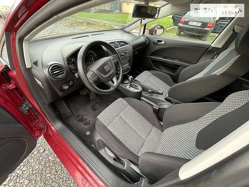 Хетчбек SEAT Leon 2010 в Житомирі фото 20 Хетчбек SEAT Leon 2010 в Житомирі