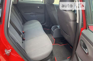 Хетчбек SEAT Leon 2006 в Києві