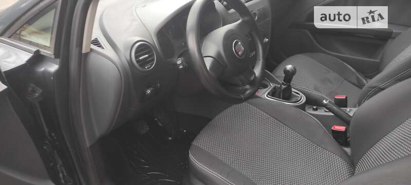 Хэтчбек SEAT Leon 2005 в Киеве фото 19 Хэтчбек SEAT Leon 2005 в Киеве