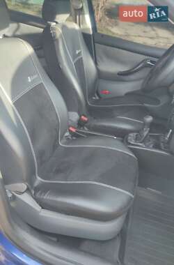 Хетчбек SEAT Leon 2000 в Кодимі