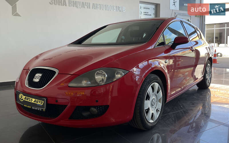 Хэтчбек SEAT Leon 2006 в Шептицькому