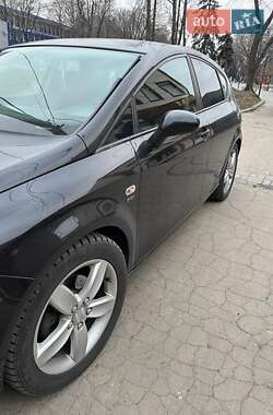 Хэтчбек SEAT Leon 2008 в 