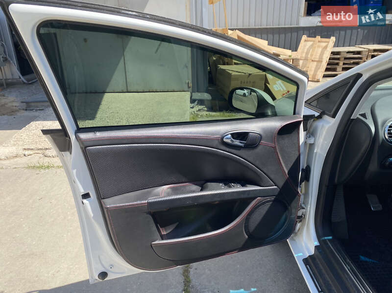 Хетчбек SEAT Leon 2008 в Одесі