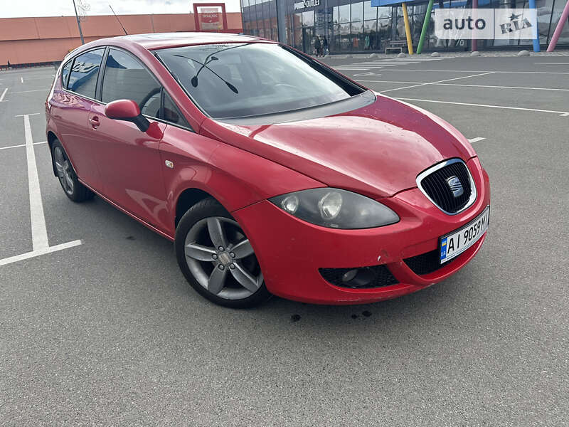 Хетчбек SEAT Leon 2008 в Києві