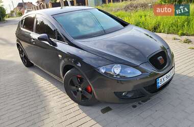 Хэтчбек SEAT Leon 2006 в 