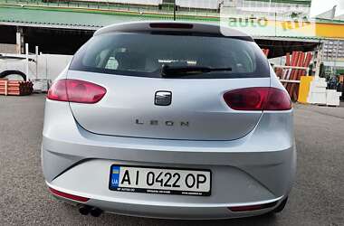 Хэтчбек SEAT Leon 2010 в Киеве